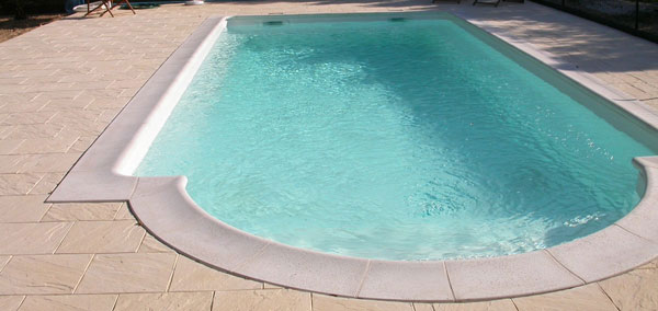 Création piscine béton à Soissons