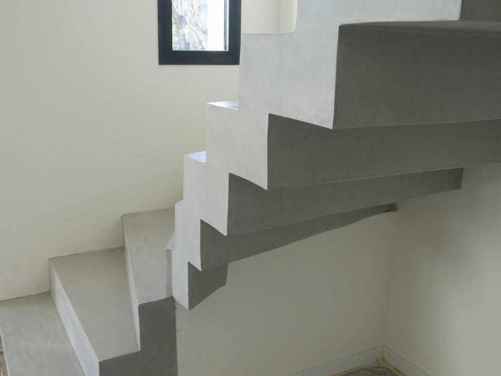 Création d'escalier en béton Gauchy