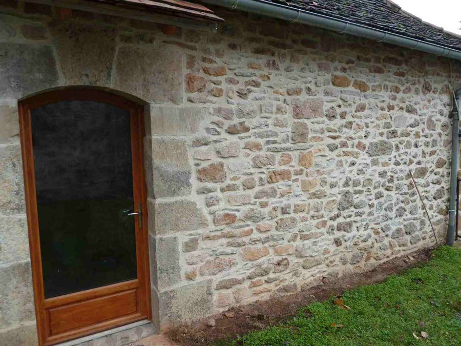 Joint à la chaux, façade en pierre Braye-en-Laonnois